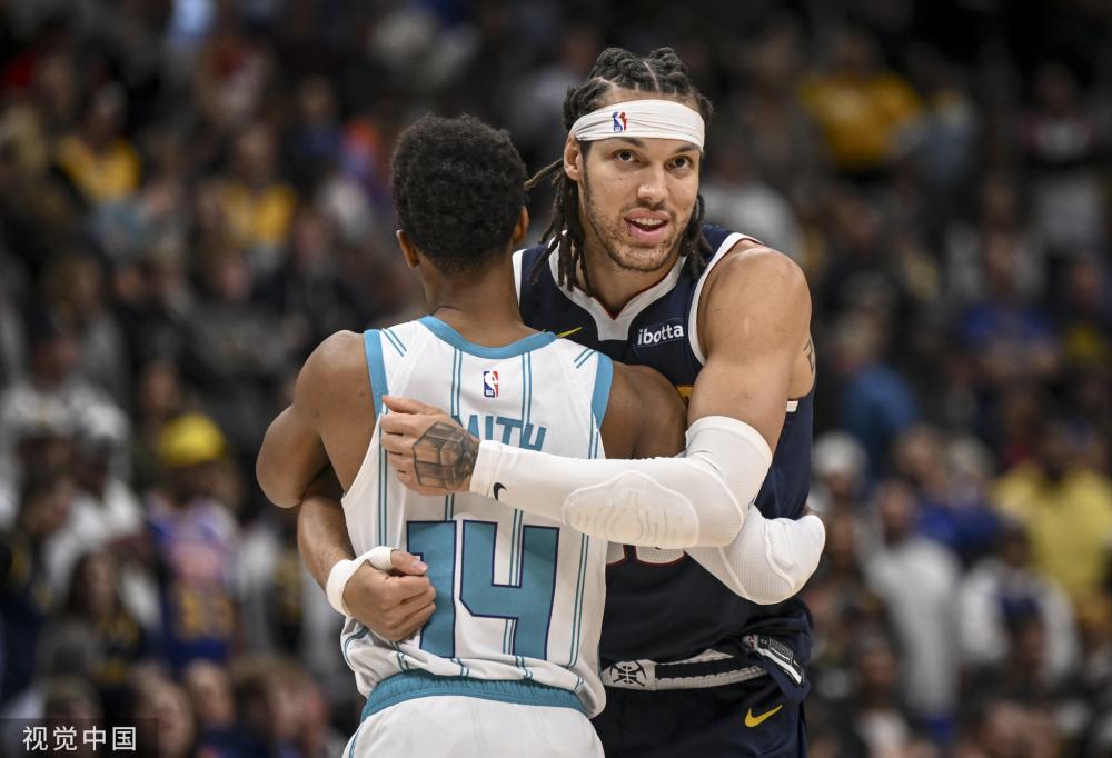 荣耀的球场 荣耀的球场