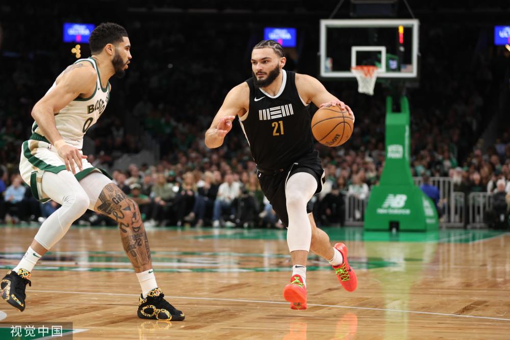 替的阵容布 替的阵容布